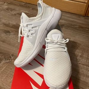 White Nike Acalme Sneakers size 7.5 women